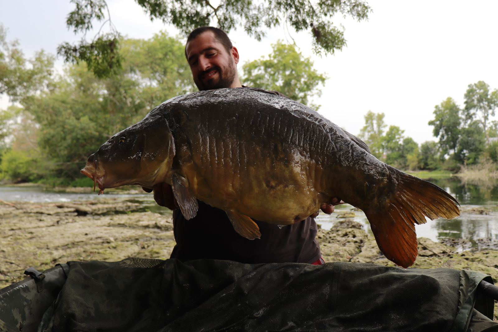 Un défi inconnu : première expérience de pêche sur la rivière Creuse